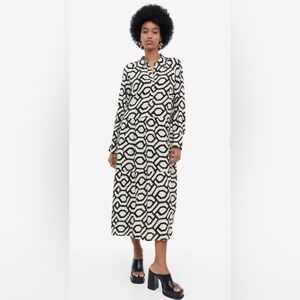 H&M Geometric Print Rayon Maxi Dress🖤